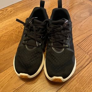 Adidas running edge bounce sneakers